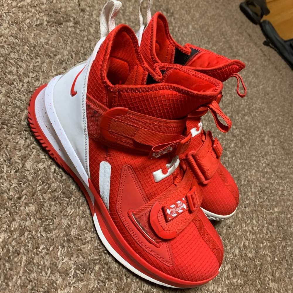 Lebron Soldier 13